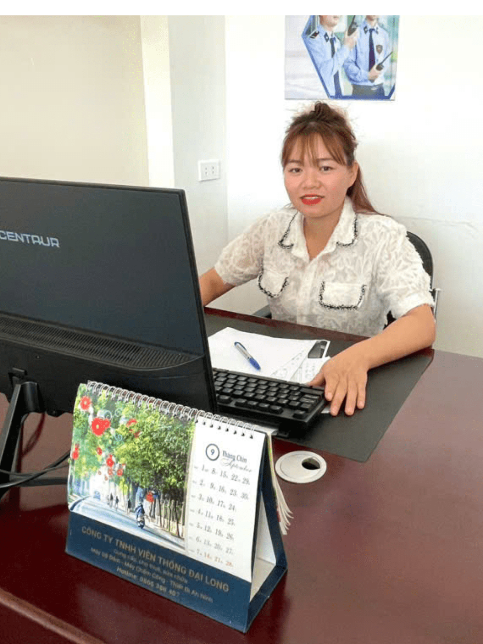 Thiet ke chua co ten 3